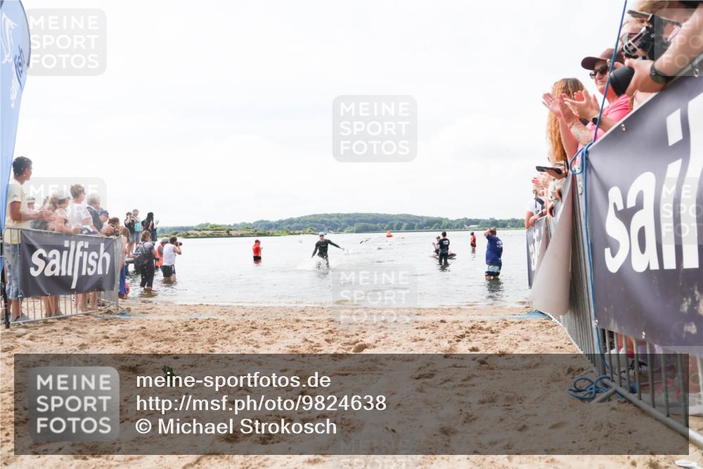 21.06.2026 - Viking Triathlon Michael Strokosch http://msf.ph/oto/9824638 21.06.2026 10:29:25 Schwimmen 65, 441, 643 meine-sportfotos.de