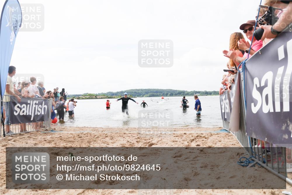 21.06.2026 - Viking Triathlon Michael Strokosch http://msf.ph/oto/9824645 21.06.2026 10:29:27 Schwimmen 65, 441, 643 meine-sportfotos.de