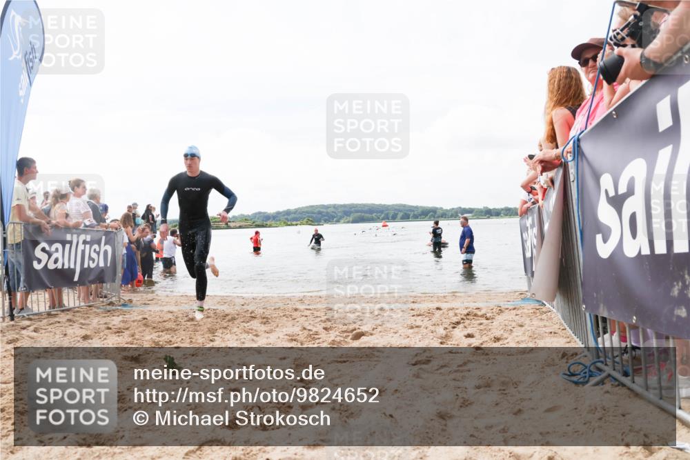 21.06.2026 - Viking Triathlon Michael Strokosch http://msf.ph/oto/9824652 21.06.2026 10:29:30 Schwimmen 65, 643 meine-sportfotos.de