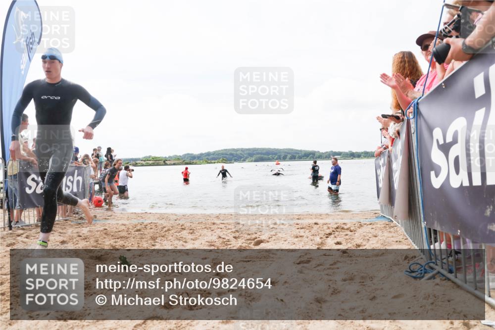 21.06.2026 - Viking Triathlon Michael Strokosch http://msf.ph/oto/9824654 21.06.2026 10:29:30 Schwimmen 65, 643 meine-sportfotos.de
