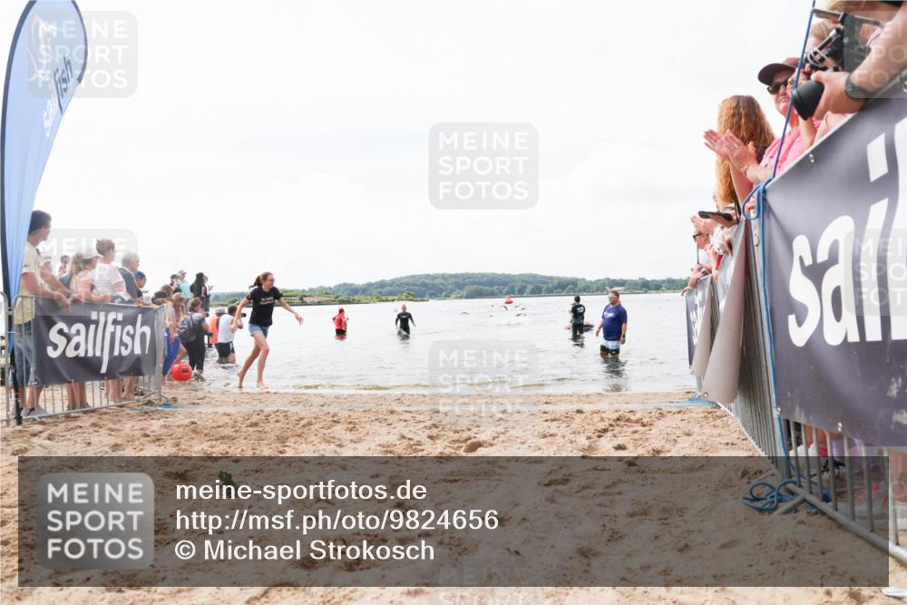 21.06.2026 - Viking Triathlon Michael Strokosch http://msf.ph/oto/9824656 21.06.2026 10:29:31 Schwimmen 65 meine-sportfotos.de