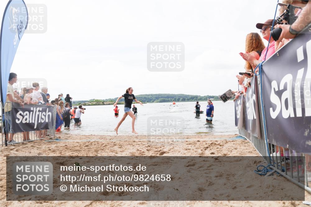 21.06.2026 - Viking Triathlon Michael Strokosch http://msf.ph/oto/9824658 21.06.2026 10:29:32 Schwimmen 65, 610 meine-sportfotos.de