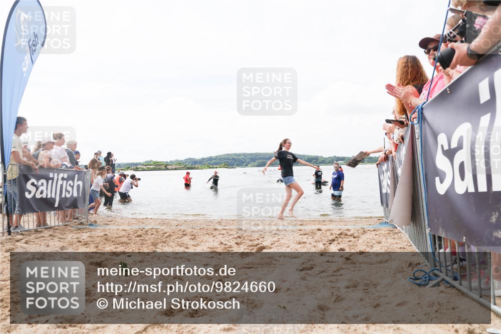 21.06.2026 - Viking Triathlon Michael Strokosch http://msf.ph/oto/9824660 21.06.2026 10:29:32 Schwimmen 65, 610 meine-sportfotos.de
