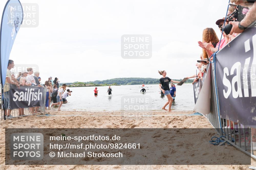 21.06.2026 - Viking Triathlon Michael Strokosch http://msf.ph/oto/9824661 21.06.2026 10:29:33 Schwimmen 65, 610 meine-sportfotos.de