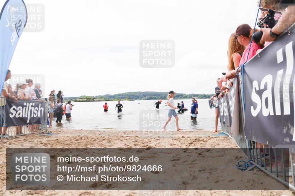 21.06.2026 - Viking Triathlon Michael Strokosch http://msf.ph/oto/9824666 21.06.2026 10:29:34 Schwimmen 65, 610 meine-sportfotos.de