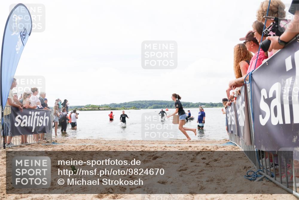 21.06.2026 - Viking Triathlon Michael Strokosch http://msf.ph/oto/9824670 21.06.2026 10:29:36 Schwimmen 74, 610 meine-sportfotos.de