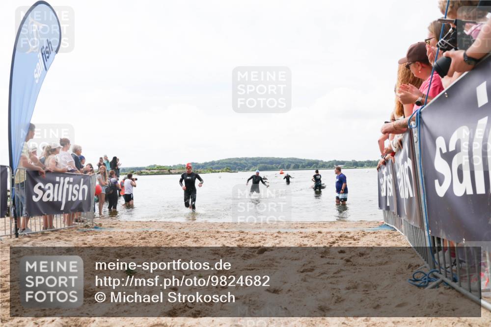 21.06.2026 - Viking Triathlon Michael Strokosch http://msf.ph/oto/9824682 21.06.2026 10:29:40 Schwimmen 74, 610 meine-sportfotos.de