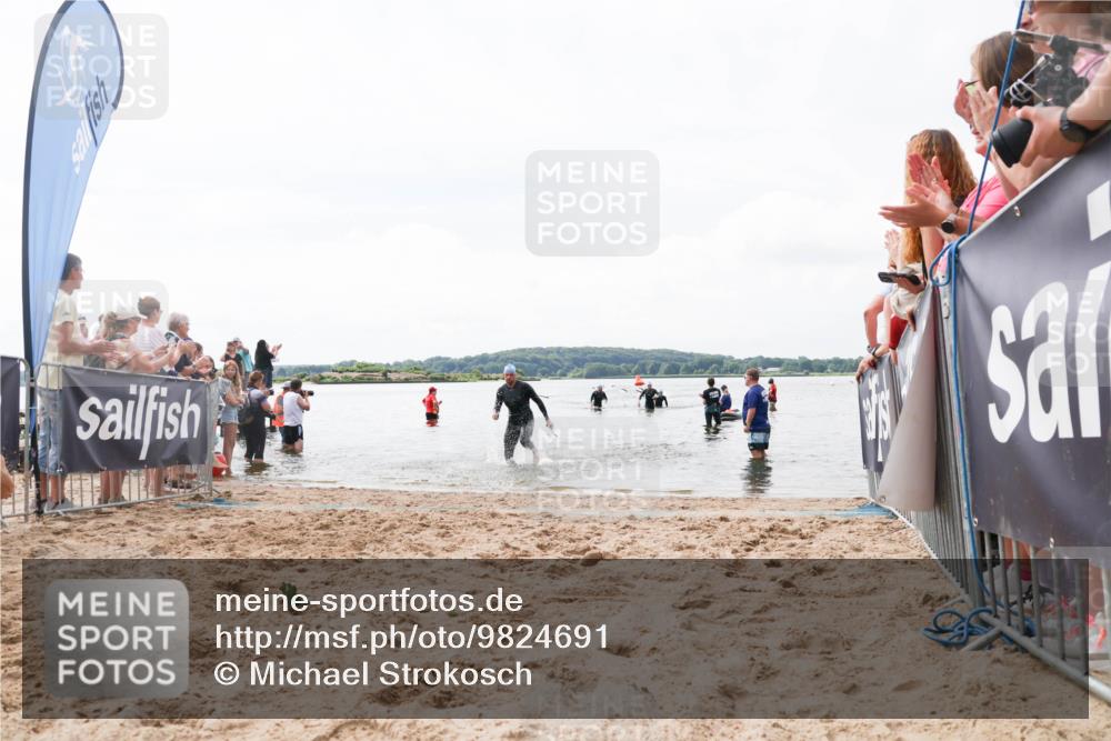 21.06.2026 - Viking Triathlon Michael Strokosch http://msf.ph/oto/9824691 21.06.2026 10:29:43 Schwimmen 74, 610 meine-sportfotos.de