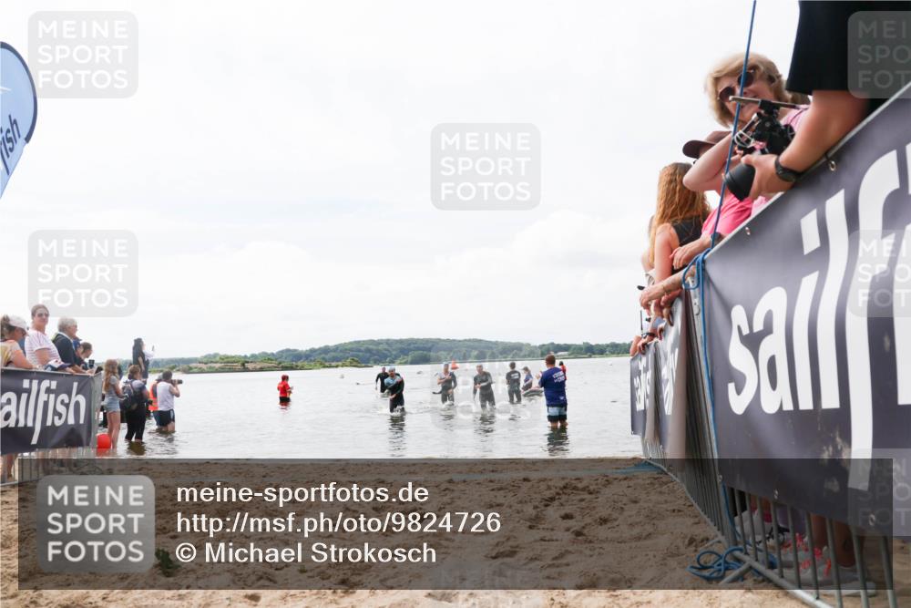 21.06.2026 - Viking Triathlon Michael Strokosch http://msf.ph/oto/9824726 21.06.2026 10:29:54 Schwimmen 169, 359, 527 meine-sportfotos.de