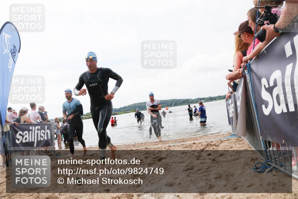 21.06.2026 - Viking Triathlon Michael Strokosch http://msf.ph/oto/9824749 21.06.2026 10:30:02 Schwimmen 31, 169, 270, 359, 527 meine-sportfotos.de