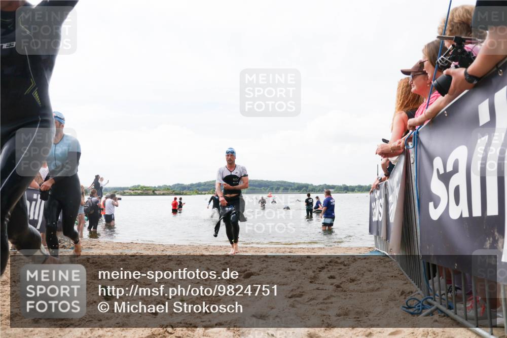 21.06.2026 - Viking Triathlon Michael Strokosch http://msf.ph/oto/9824751 21.06.2026 10:30:03 Schwimmen 31, 169, 270, 359, 527 meine-sportfotos.de