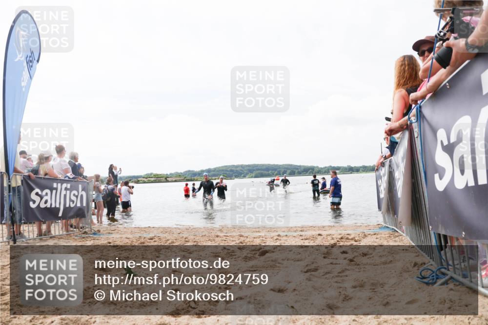 21.06.2026 - Viking Triathlon Michael Strokosch http://msf.ph/oto/9824759 21.06.2026 10:30:05 Schwimmen 31, 169, 270, 359, 527 meine-sportfotos.de
