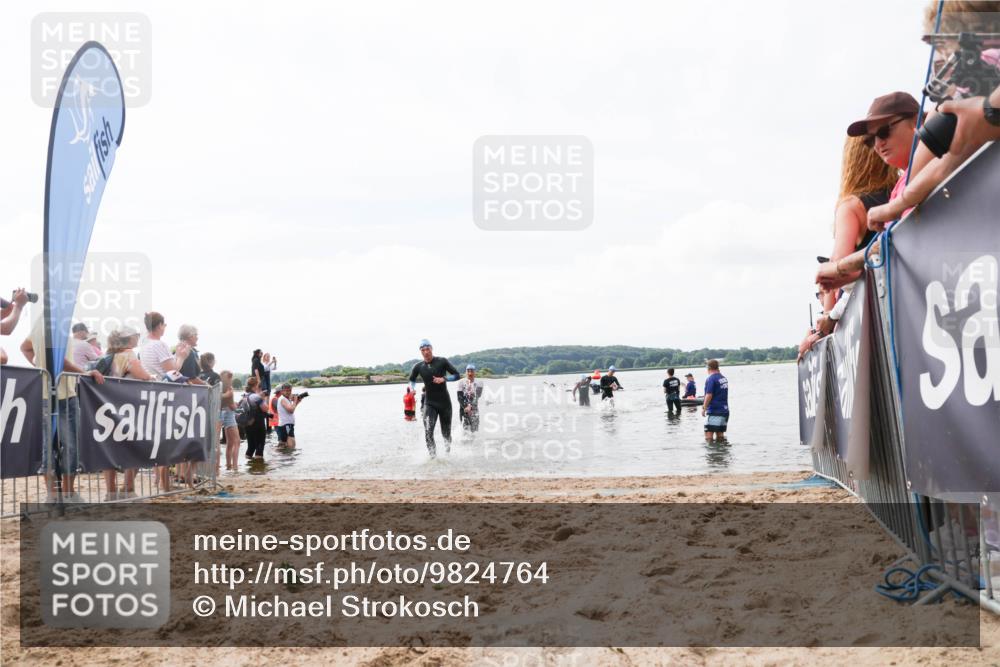 21.06.2026 - Viking Triathlon Michael Strokosch http://msf.ph/oto/9824764 21.06.2026 10:30:07 Schwimmen 31, 38, 169, 270, 359, 527 meine-sportfotos.de