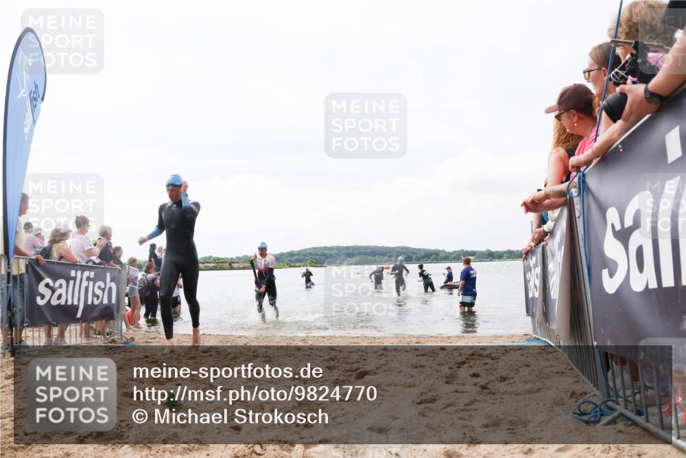 21.06.2026 - Viking Triathlon Michael Strokosch http://msf.ph/oto/9824770 21.06.2026 10:30:09 Schwimmen 31, 38, 270 meine-sportfotos.de