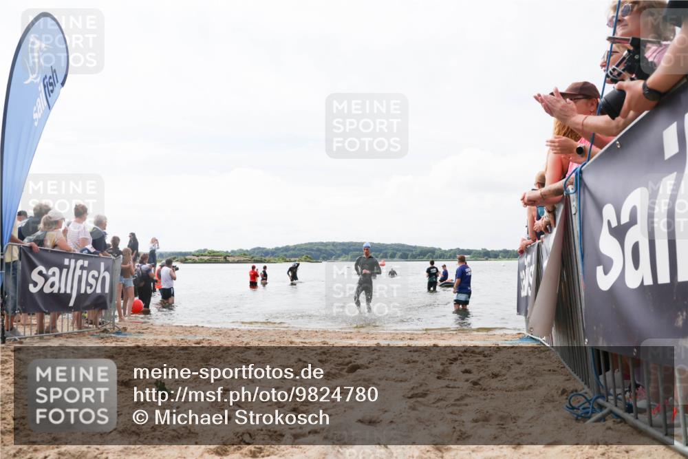 21.06.2026 - Viking Triathlon Michael Strokosch http://msf.ph/oto/9824780 21.06.2026 10:30:12 Schwimmen 31, 38, 104, 270 meine-sportfotos.de
