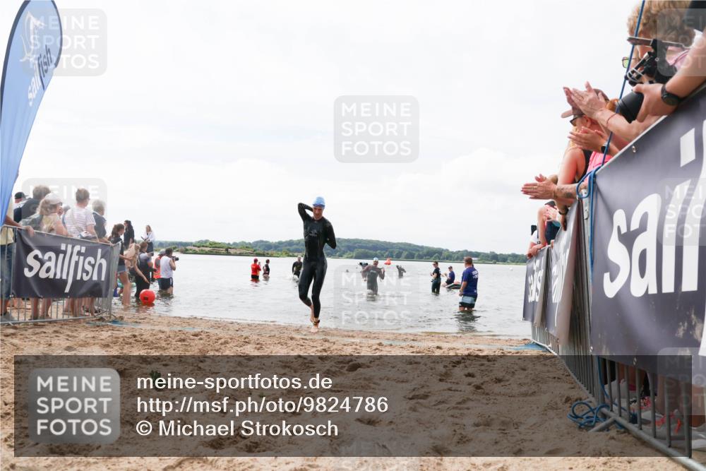 21.06.2026 - Viking Triathlon Michael Strokosch http://msf.ph/oto/9824786 21.06.2026 10:30:14 Schwimmen 31, 38, 104, 270 meine-sportfotos.de