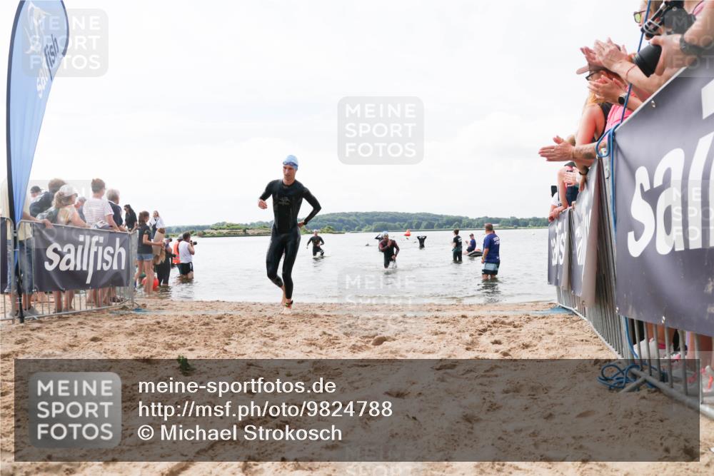 21.06.2026 - Viking Triathlon Michael Strokosch http://msf.ph/oto/9824788 21.06.2026 10:30:15 Schwimmen 31, 38, 104 meine-sportfotos.de