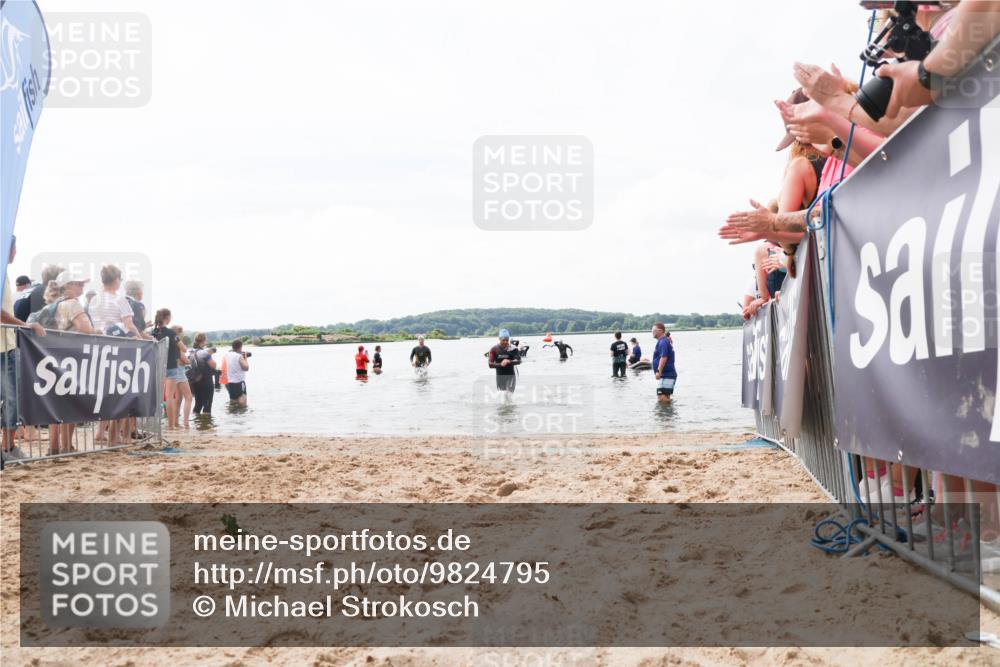 21.06.2026 - Viking Triathlon Michael Strokosch http://msf.ph/oto/9824795 21.06.2026 10:30:17 Schwimmen 27, 31, 38, 104 meine-sportfotos.de