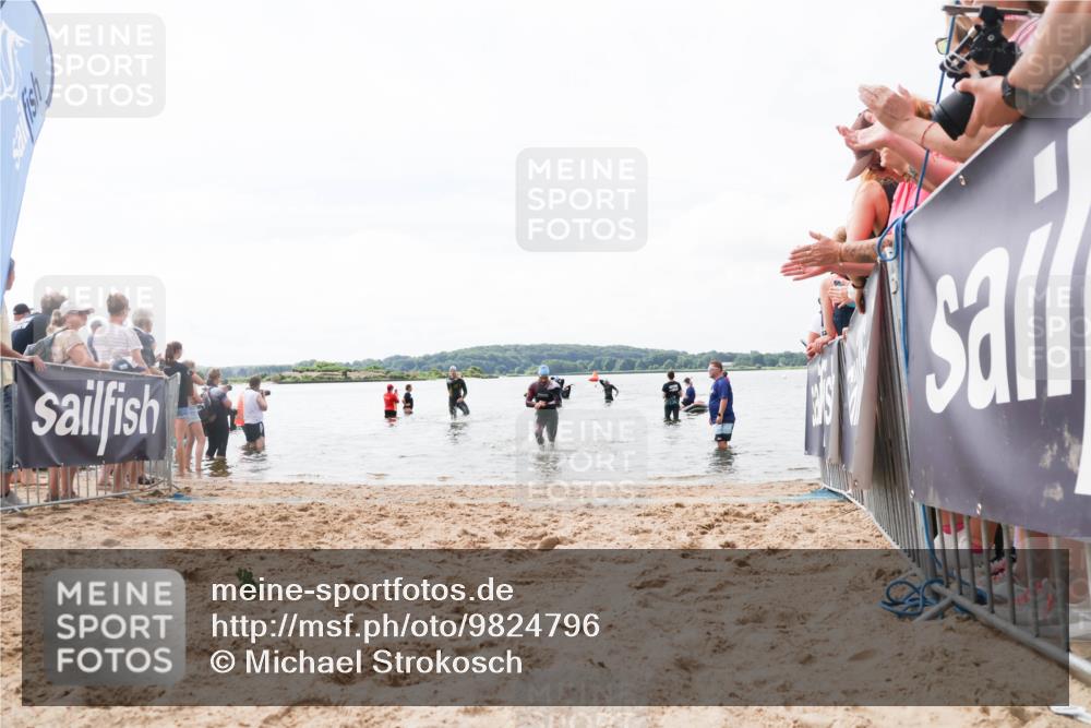 21.06.2026 - Viking Triathlon Michael Strokosch http://msf.ph/oto/9824796 21.06.2026 10:30:18 Schwimmen 27, 38, 104 meine-sportfotos.de