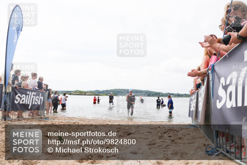 21.06.2026 - Viking Triathlon Michael Strokosch http://msf.ph/oto/9824800 21.06.2026 10:30:19 Schwimmen 27, 38, 104 meine-sportfotos.de