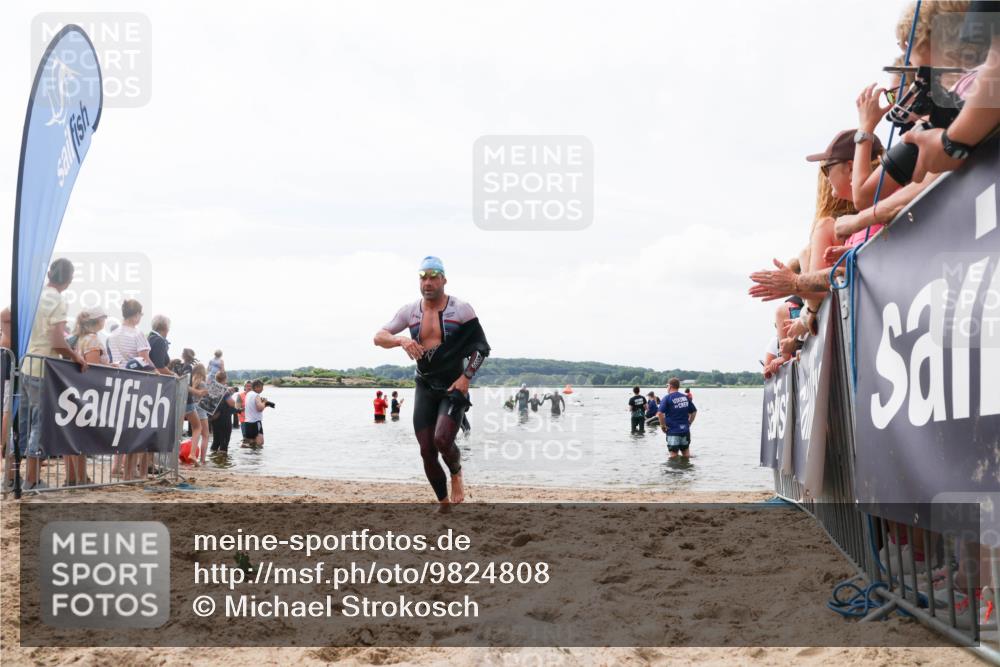 21.06.2026 - Viking Triathlon Michael Strokosch http://msf.ph/oto/9824808 21.06.2026 10:30:22 Schwimmen 27, 104 meine-sportfotos.de