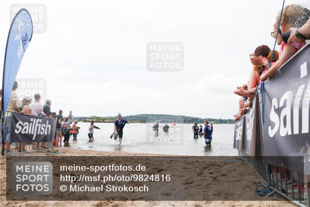 21.06.2026 - Viking Triathlon Michael Strokosch http://msf.ph/oto/9824816 21.06.2026 10:30:24 Schwimmen 27, 104 meine-sportfotos.de