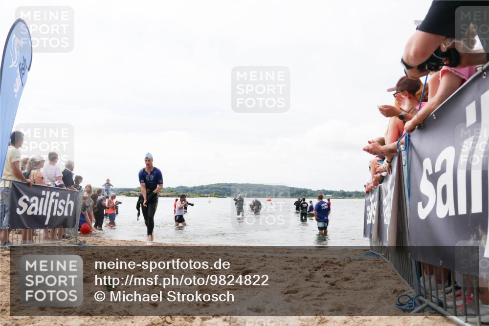 21.06.2026 - Viking Triathlon Michael Strokosch http://msf.ph/oto/9824822 21.06.2026 10:30:26 Schwimmen 27, 104, 218 meine-sportfotos.de