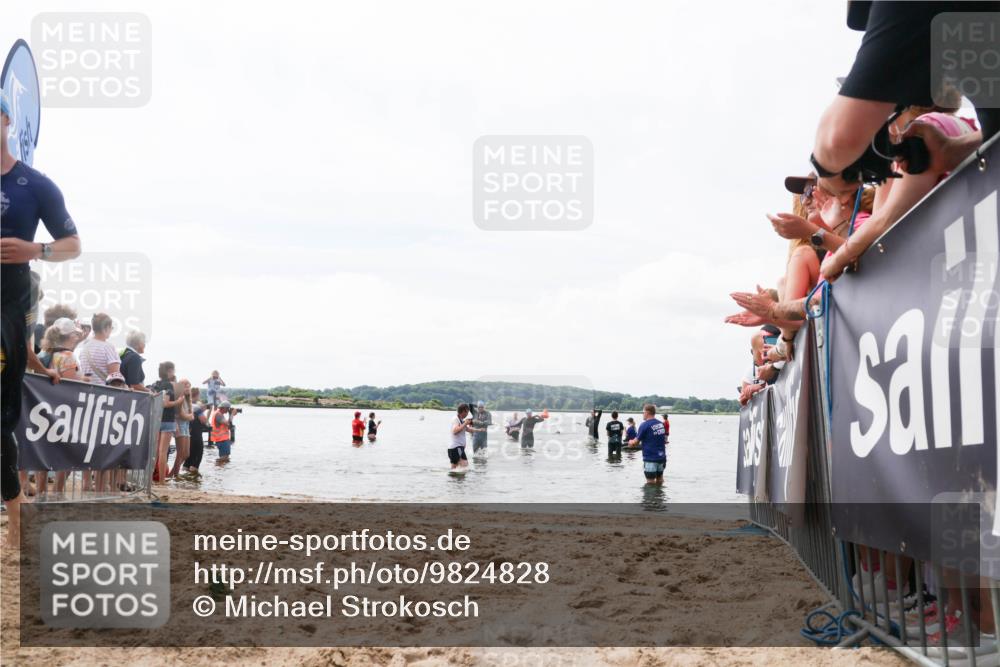 21.06.2026 - Viking Triathlon Michael Strokosch http://msf.ph/oto/9824828 21.06.2026 10:30:28 Schwimmen 27, 218 meine-sportfotos.de