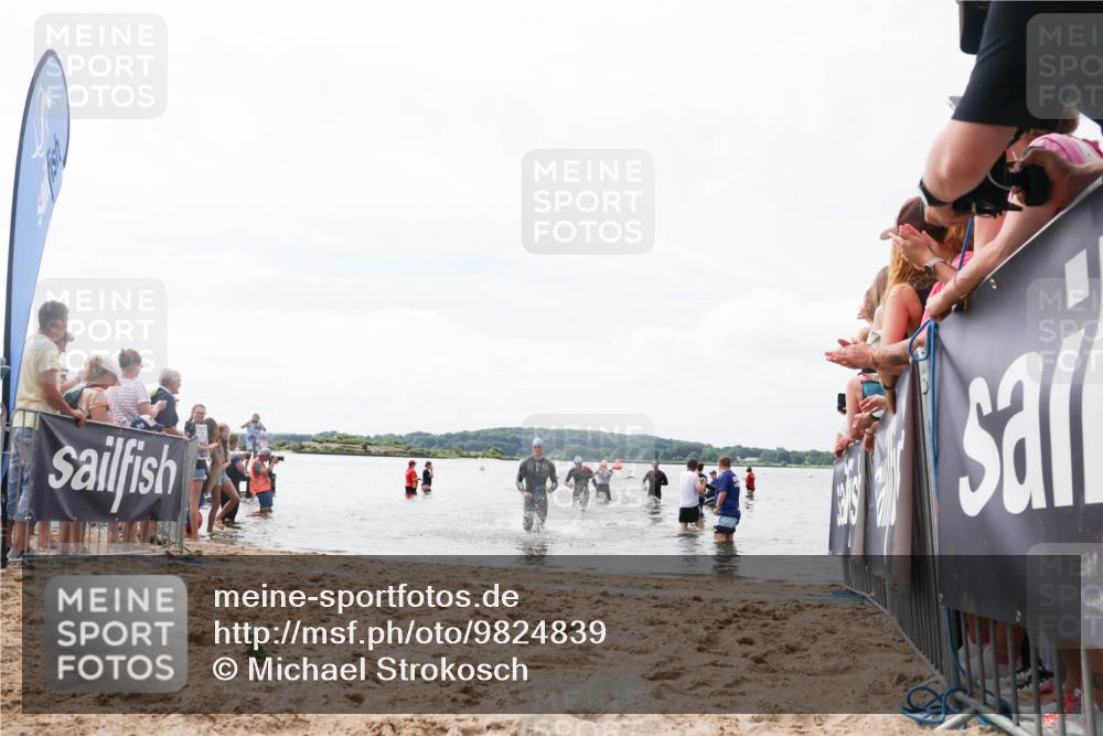 21.06.2026 - Viking Triathlon Michael Strokosch http://msf.ph/oto/9824839 21.06.2026 10:30:32 Schwimmen 5, 27, 42, 218 meine-sportfotos.de