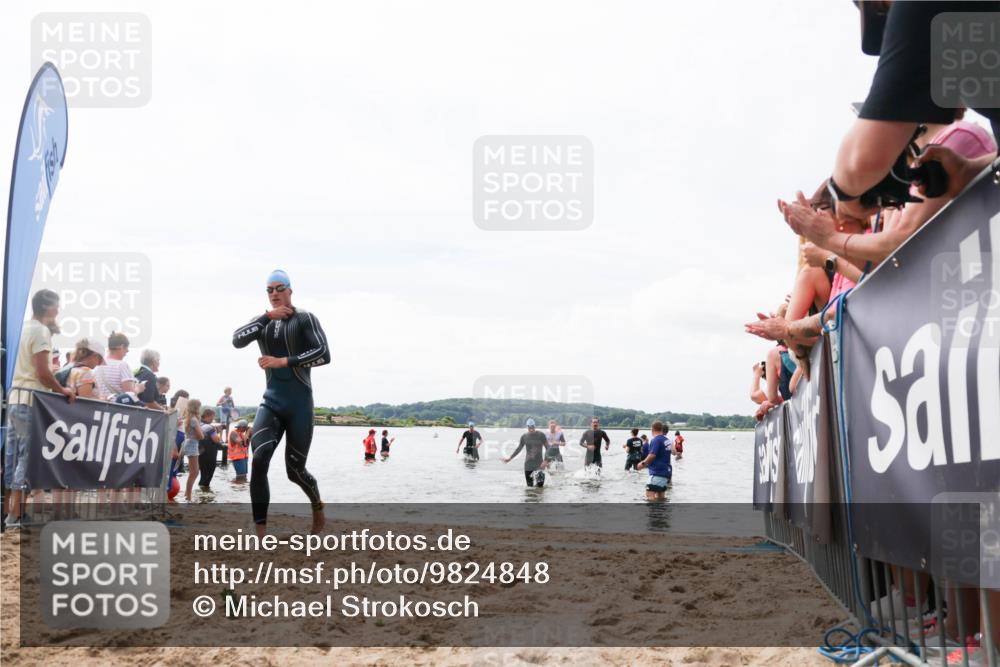 21.06.2026 - Viking Triathlon Michael Strokosch http://msf.ph/oto/9824848 21.06.2026 10:30:35 Schwimmen 5, 42, 103, 218 meine-sportfotos.de