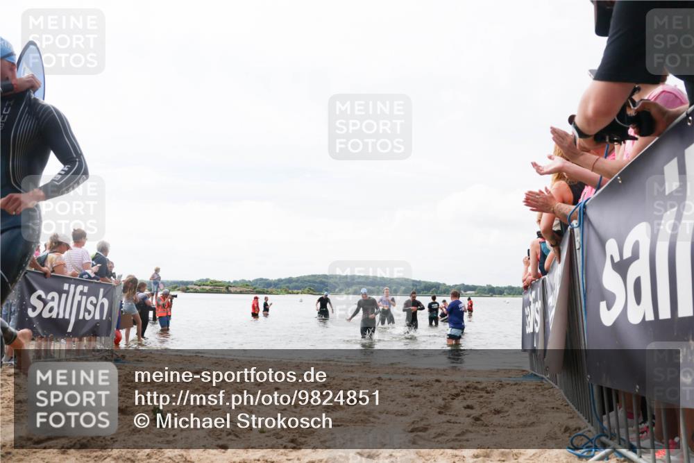21.06.2026 - Viking Triathlon Michael Strokosch http://msf.ph/oto/9824851 21.06.2026 10:30:36 Schwimmen 5, 42, 103, 218 meine-sportfotos.de