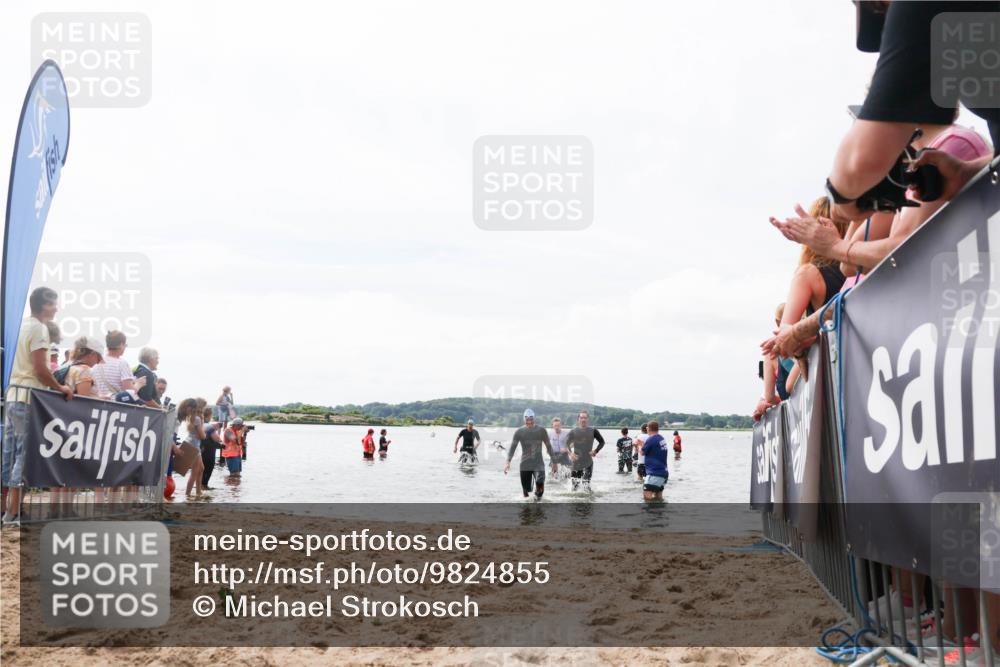 21.06.2026 - Viking Triathlon Michael Strokosch http://msf.ph/oto/9824855 21.06.2026 10:30:37 Schwimmen 5, 42, 103, 218 meine-sportfotos.de