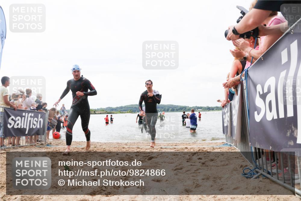 21.06.2026 - Viking Triathlon Michael Strokosch http://msf.ph/oto/9824866 21.06.2026 10:30:41 Schwimmen 5, 42, 103, 337, 394 meine-sportfotos.de