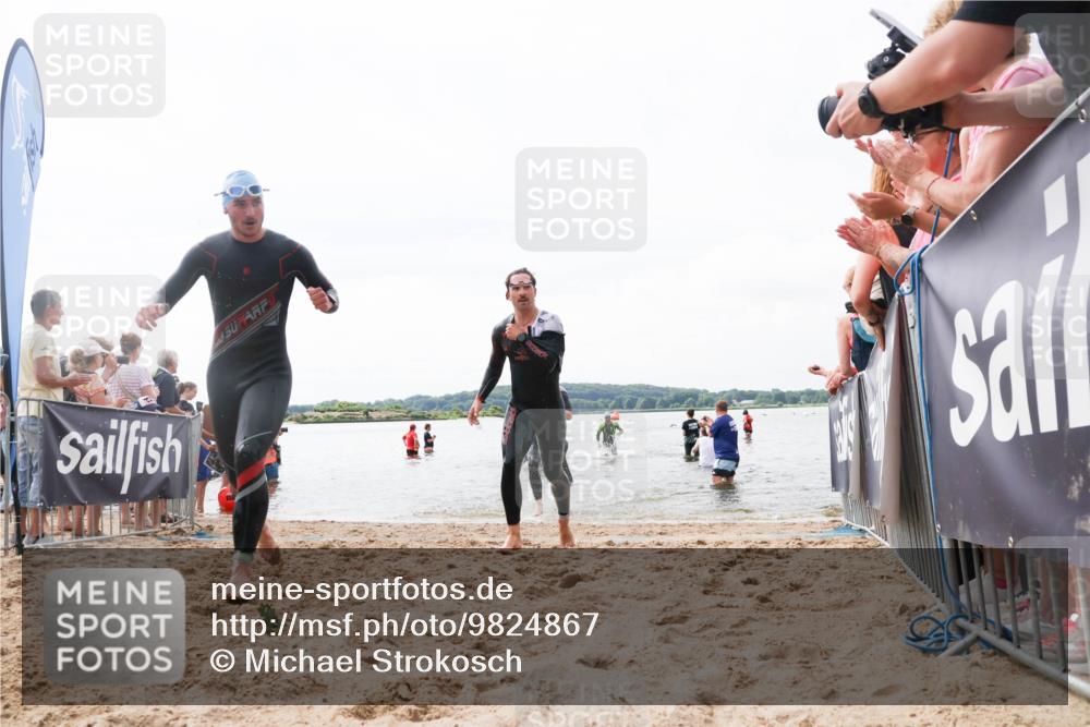 21.06.2026 - Viking Triathlon Michael Strokosch http://msf.ph/oto/9824867 21.06.2026 10:30:41 Schwimmen 5, 42, 103, 337, 394 meine-sportfotos.de