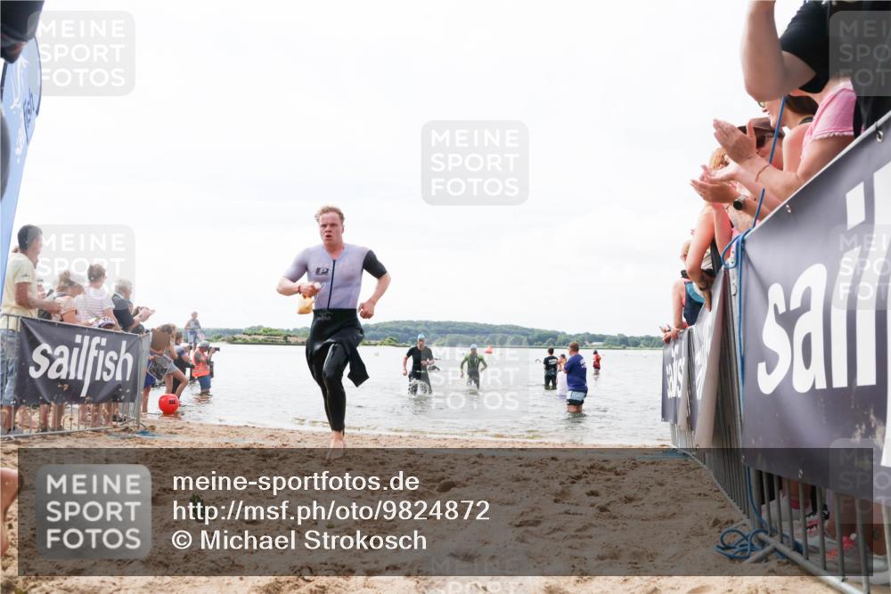 21.06.2026 - Viking Triathlon Michael Strokosch http://msf.ph/oto/9824872 21.06.2026 10:30:43 Schwimmen 5, 42, 103, 337, 394 meine-sportfotos.de