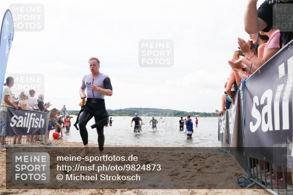 21.06.2026 - Viking Triathlon Michael Strokosch http://msf.ph/oto/9824873 21.06.2026 10:30:43 Schwimmen 5, 42, 103, 337, 394 meine-sportfotos.de