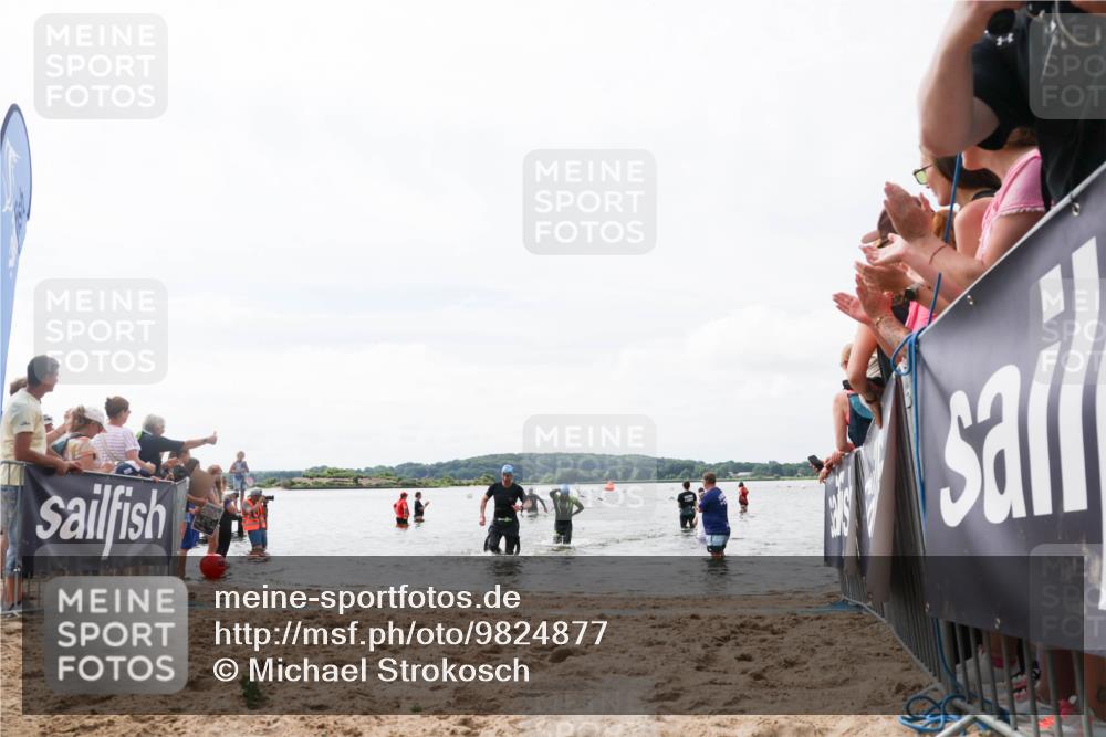 21.06.2026 - Viking Triathlon Michael Strokosch http://msf.ph/oto/9824877 21.06.2026 10:30:45 Schwimmen 5, 42, 103, 337, 394 meine-sportfotos.de