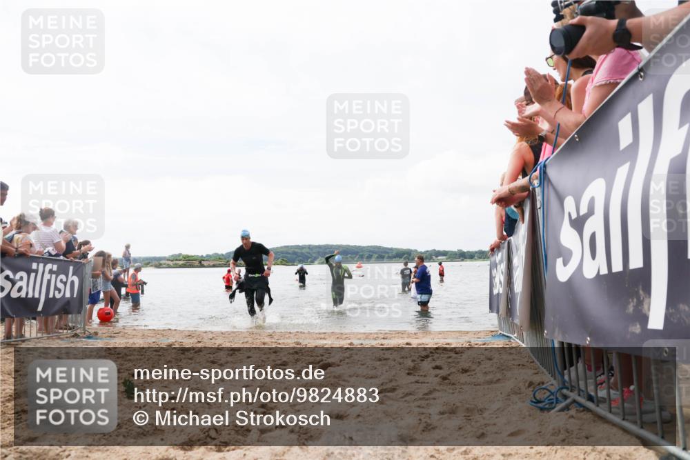 21.06.2026 - Viking Triathlon Michael Strokosch http://msf.ph/oto/9824883 21.06.2026 10:30:47 Schwimmen 5, 103, 337, 394 meine-sportfotos.de