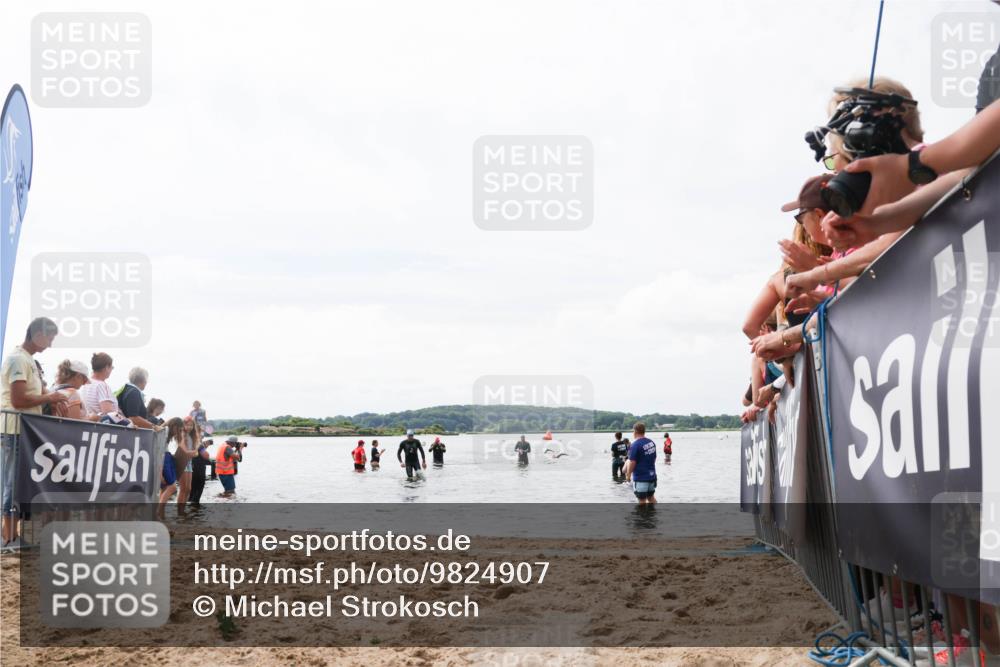 21.06.2026 - Viking Triathlon Michael Strokosch http://msf.ph/oto/9824907 21.06.2026 10:30:55 Schwimmen 131, 394 meine-sportfotos.de