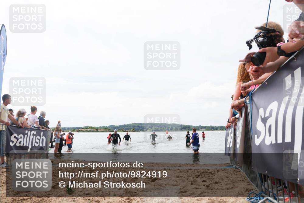 21.06.2026 - Viking Triathlon Michael Strokosch http://msf.ph/oto/9824919 21.06.2026 10:30:59 Schwimmen 131, 454, 665 meine-sportfotos.de