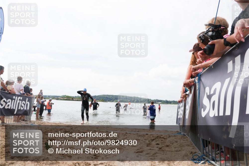 21.06.2026 - Viking Triathlon Michael Strokosch http://msf.ph/oto/9824930 21.06.2026 10:31:02 Schwimmen 131, 454, 665 meine-sportfotos.de