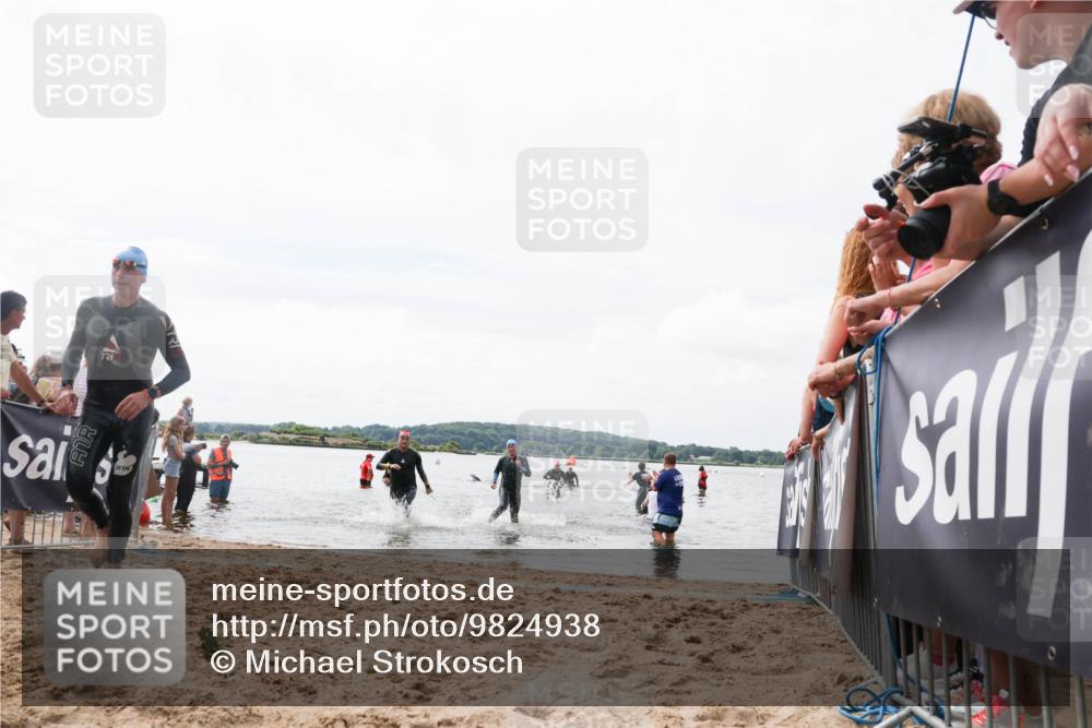 21.06.2026 - Viking Triathlon Michael Strokosch http://msf.ph/oto/9824938 21.06.2026 10:31:05 Schwimmen 131, 454, 665 meine-sportfotos.de