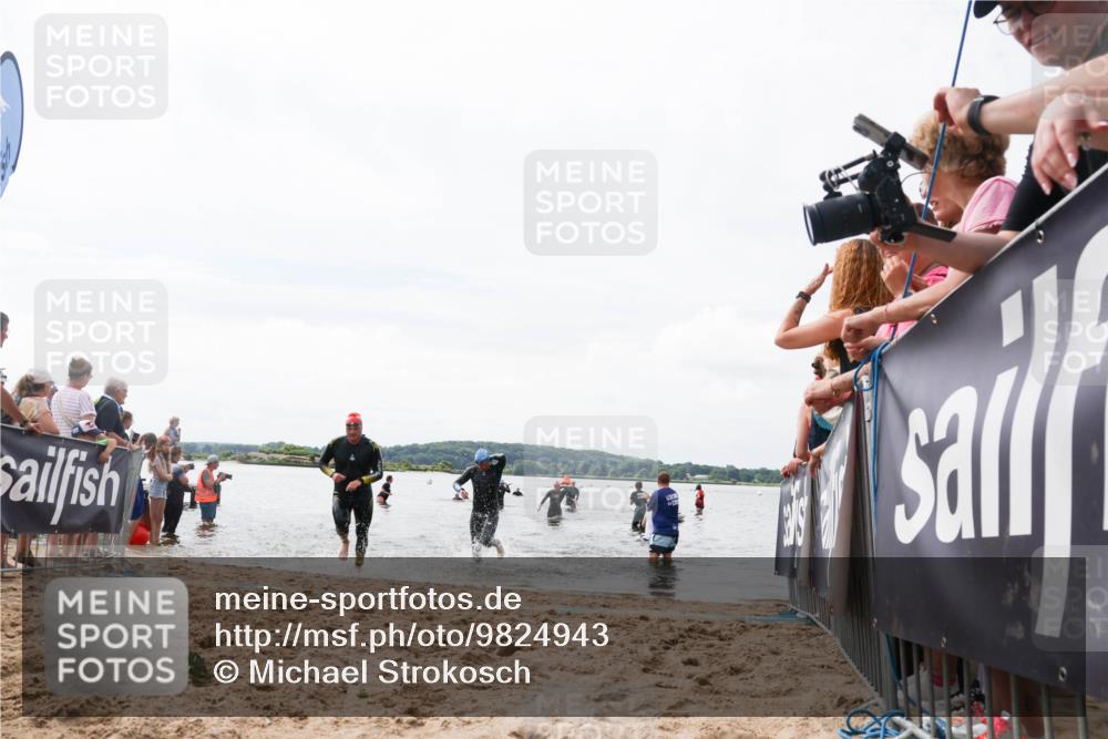 21.06.2026 - Viking Triathlon Michael Strokosch http://msf.ph/oto/9824943 21.06.2026 10:31:07 Schwimmen 131, 454, 665 meine-sportfotos.de