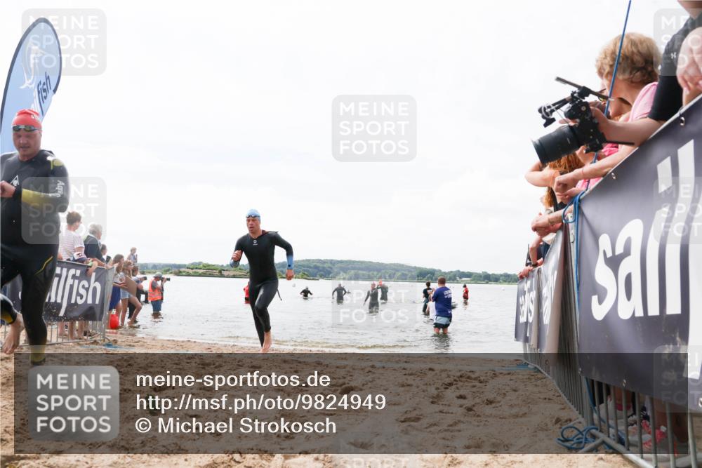 21.06.2026 - Viking Triathlon Michael Strokosch http://msf.ph/oto/9824949 21.06.2026 10:31:09 Schwimmen 131, 454, 665 meine-sportfotos.de