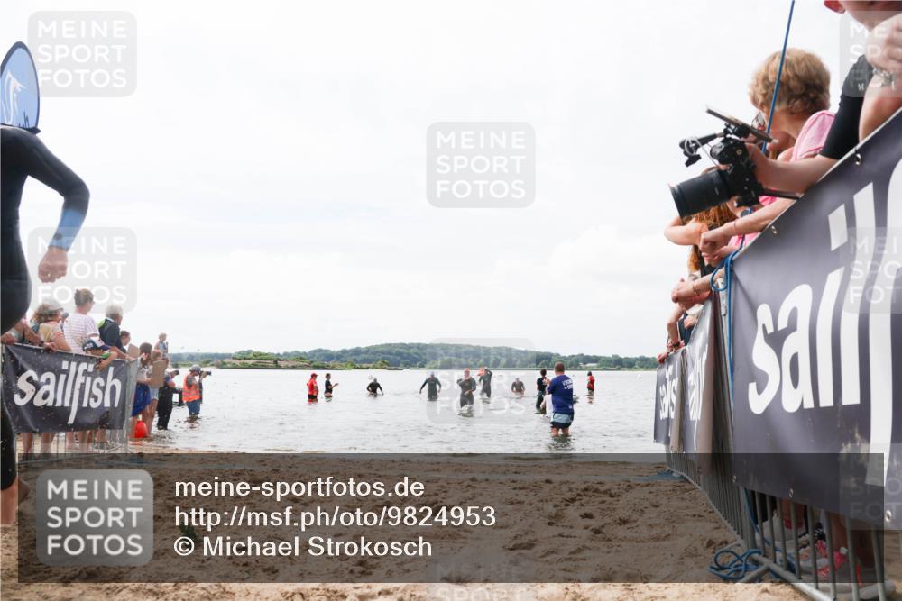 21.06.2026 - Viking Triathlon Michael Strokosch http://msf.ph/oto/9824953 21.06.2026 10:31:10 Schwimmen 131, 454, 665 meine-sportfotos.de