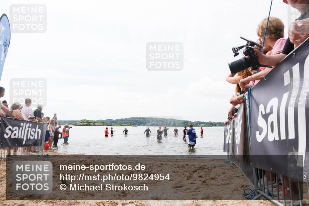 21.06.2026 - Viking Triathlon Michael Strokosch http://msf.ph/oto/9824954 21.06.2026 10:31:10 Schwimmen 131, 454, 665 meine-sportfotos.de