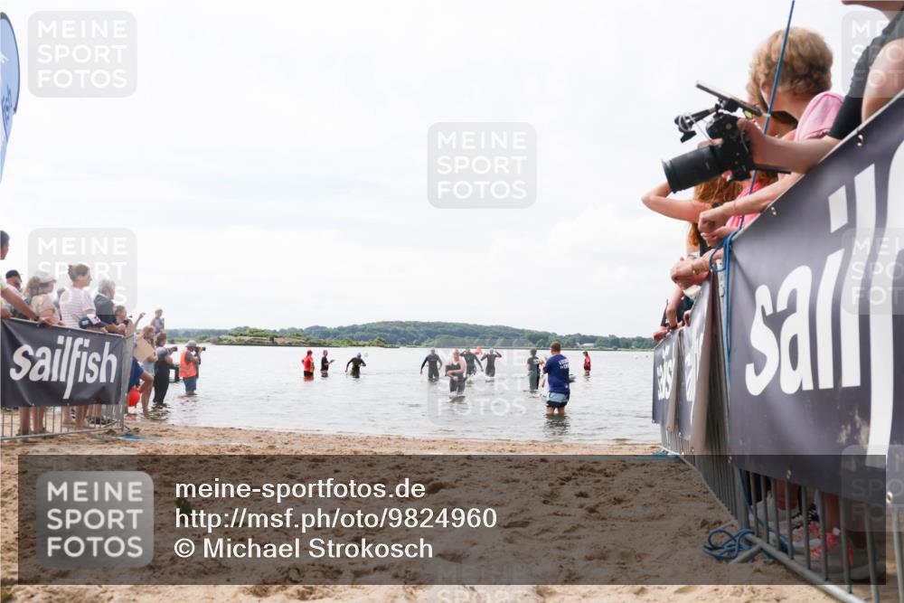 21.06.2026 - Viking Triathlon Michael Strokosch http://msf.ph/oto/9824960 21.06.2026 10:31:12 Schwimmen 454, 637, 665 meine-sportfotos.de