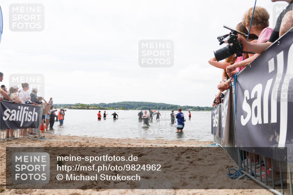 21.06.2026 - Viking Triathlon Michael Strokosch http://msf.ph/oto/9824962 21.06.2026 10:31:13 Schwimmen 454, 637, 665 meine-sportfotos.de