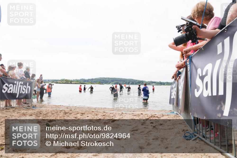 21.06.2026 - Viking Triathlon Michael Strokosch http://msf.ph/oto/9824964 21.06.2026 10:31:14 Schwimmen 98, 454, 637, 665 meine-sportfotos.de