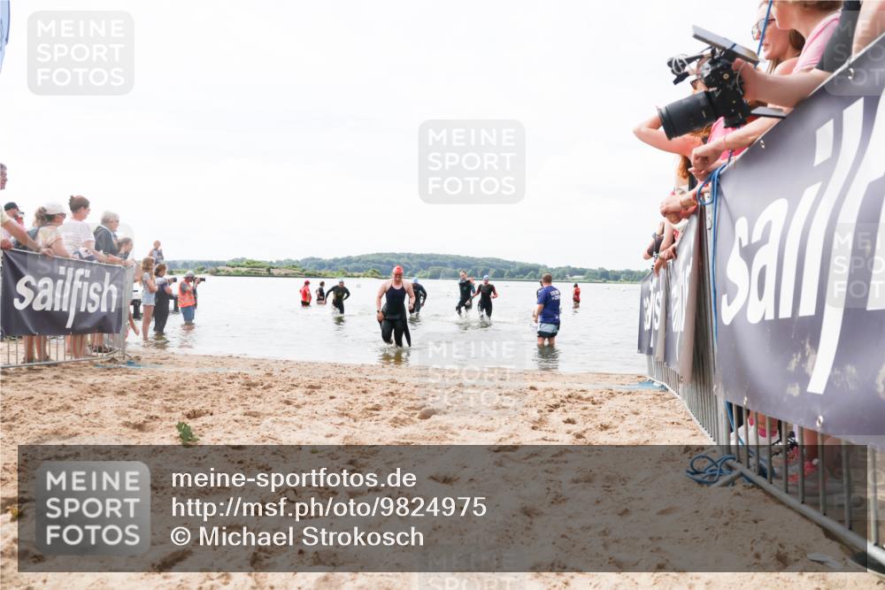 21.06.2026 - Viking Triathlon Michael Strokosch http://msf.ph/oto/9824975 21.06.2026 10:31:17 Schwimmen 14, 98, 569, 637 meine-sportfotos.de